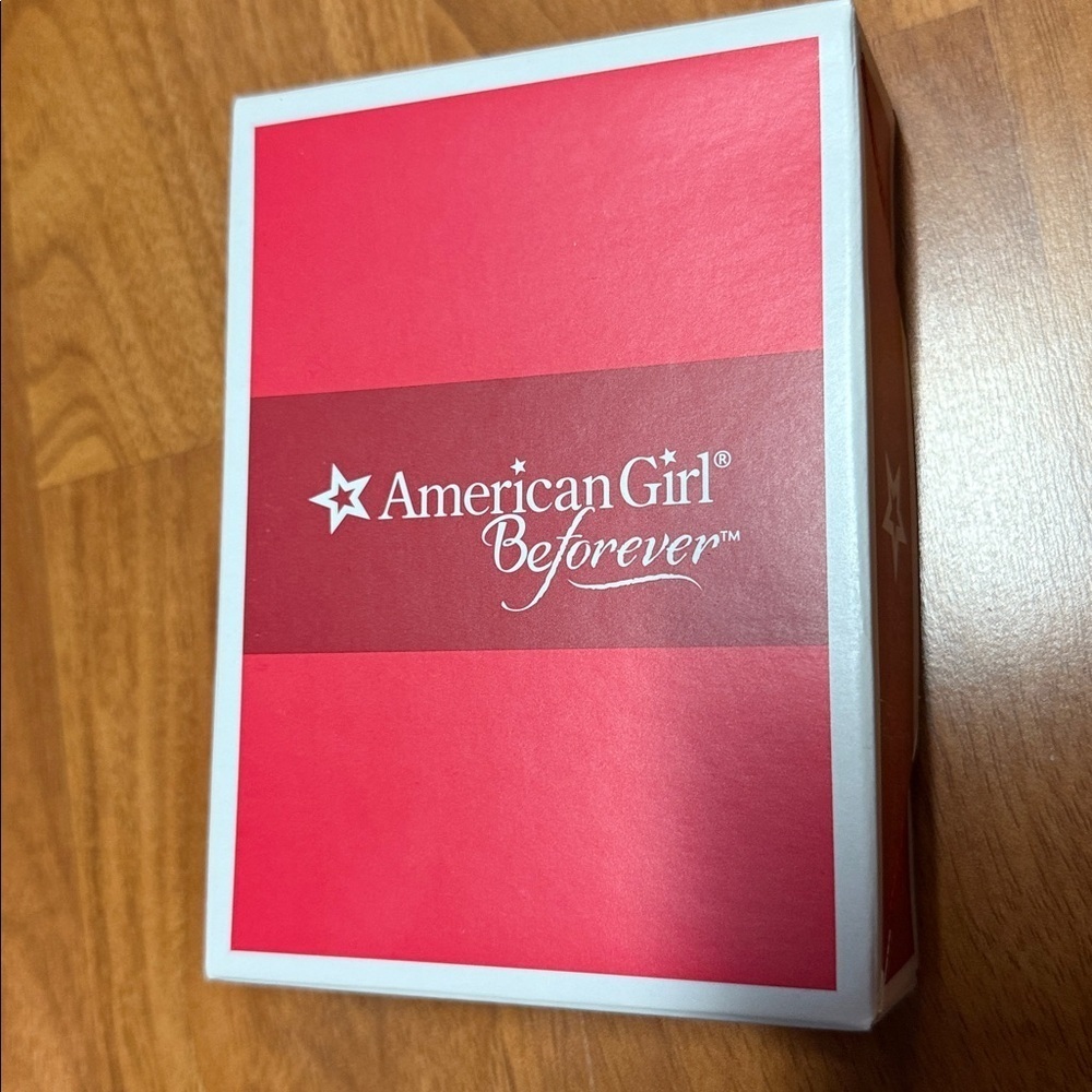 American girl BeForever Maryellen’s Accessories purse, gloves, pearls new in box - Picture 4 of 12